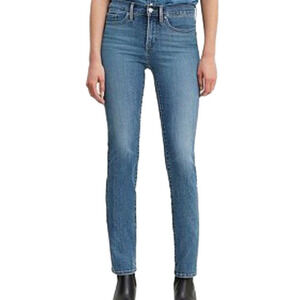 NWT Levi’s 314 Shaping Straight Sculpt Soft